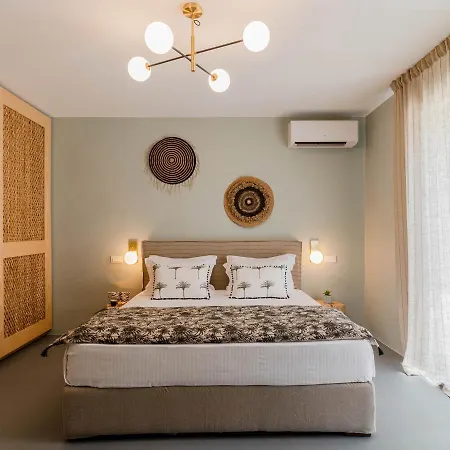 Villa 360 *